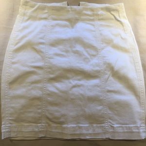 Seed white skirt XS